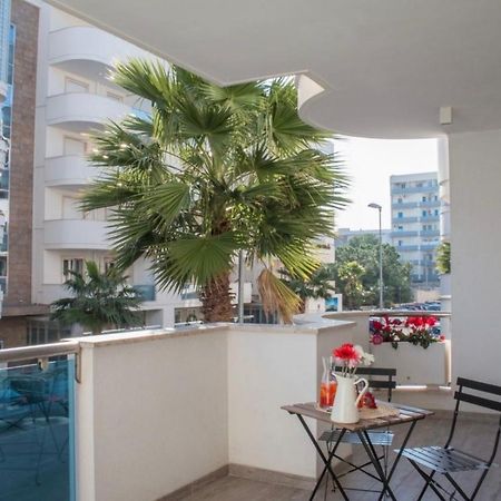 Nilu In Citta - Nuovo Appartamento Con Vista Mare Monopoli Dış mekan fotoğraf